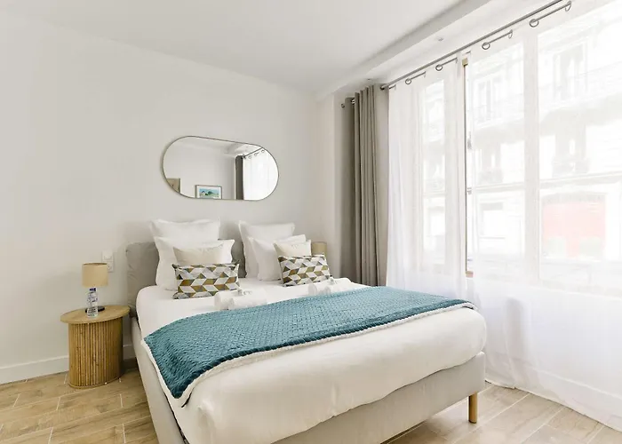 Beautiful Flat For 6 Pax - Opera *